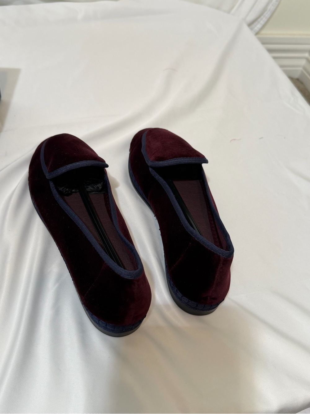 Flabelus Velvet Burgundy Loafers With Navy Trim Size 40 — image 8 of 8